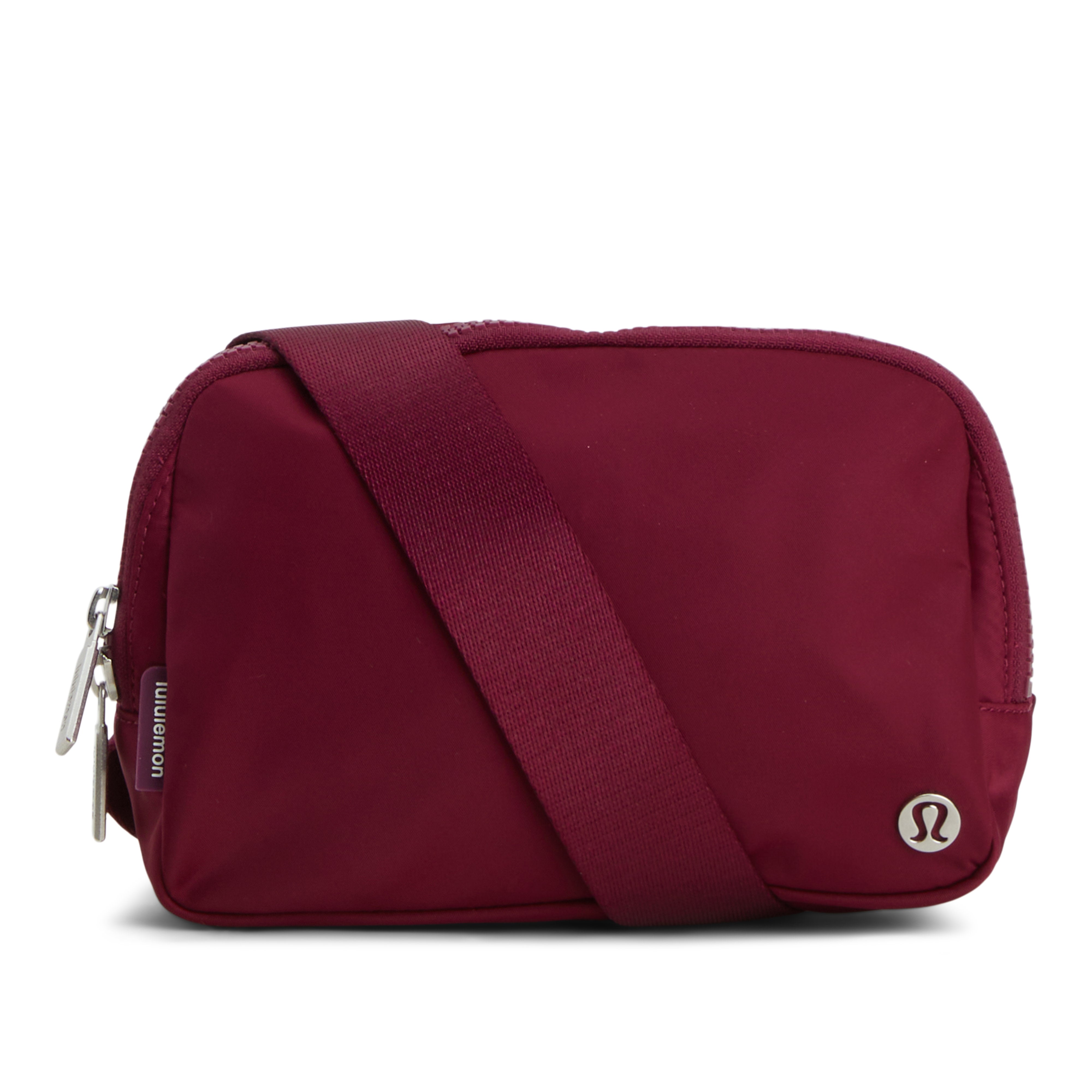 Lululemon deals Everywhere Belt Bag Wild Berry