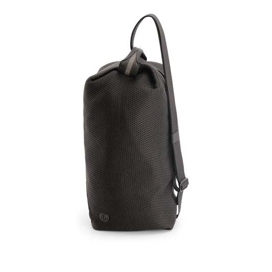 City Essentials Bag 25L - Resale