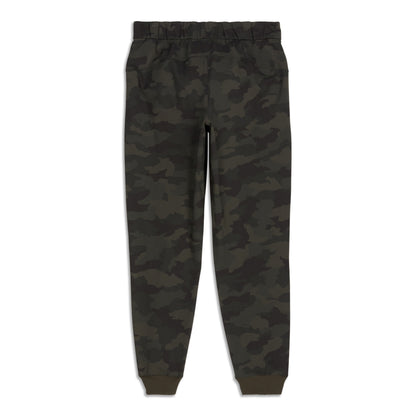 On The Fly Jogger - Resale